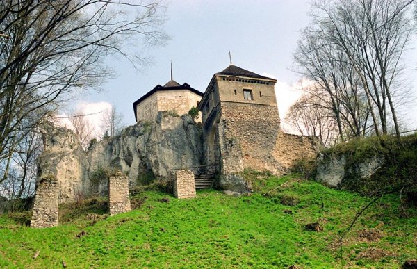 Ojców Castle